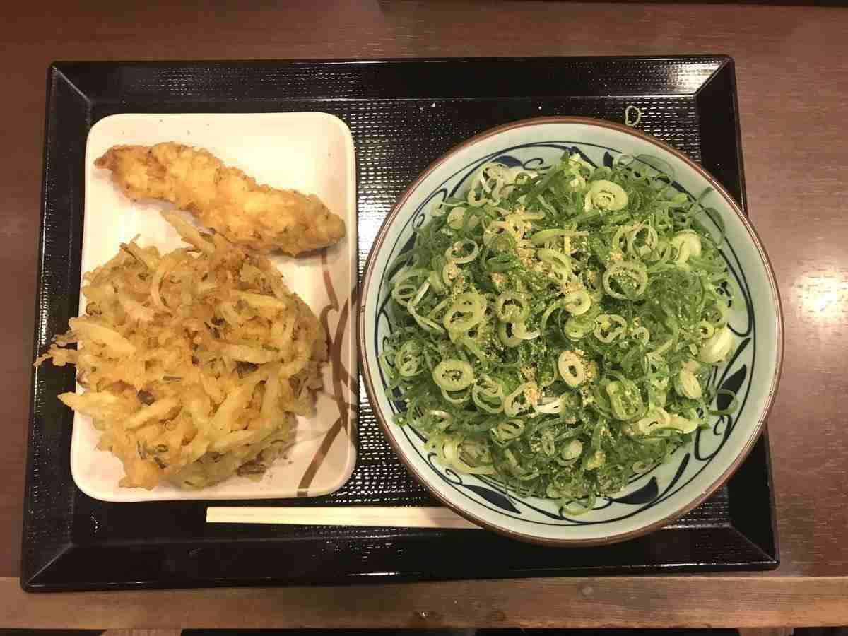 丸亀製麺がオススメの「ネギだく」本場の香川県民から怒りの声「讃岐うどんの文化壊すの止めて」