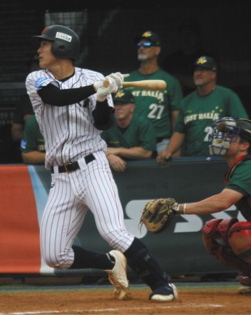 負けても「試合は残っている」と勘違い？　Ｕ１８野球日本、貧打、守乱で敗退し５位:高校野球:中日スポーツ(CHUNICHI Web)