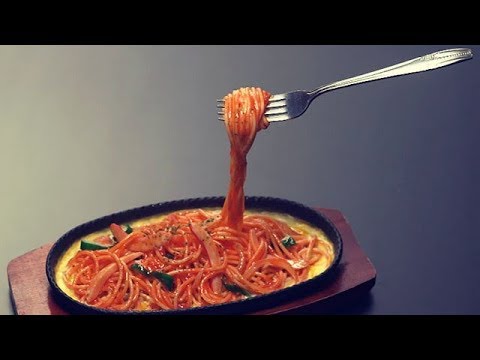 工場へ行こう2 いわさきグループ そっくりで日本一！食欲そそる“食品サンプル” - YouTube