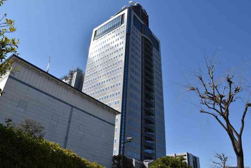 車道にコンクリートの塊　親子で置き妨害　無職の男逮捕　浜松（2019年9月25日）｜BIGLOBEニュース