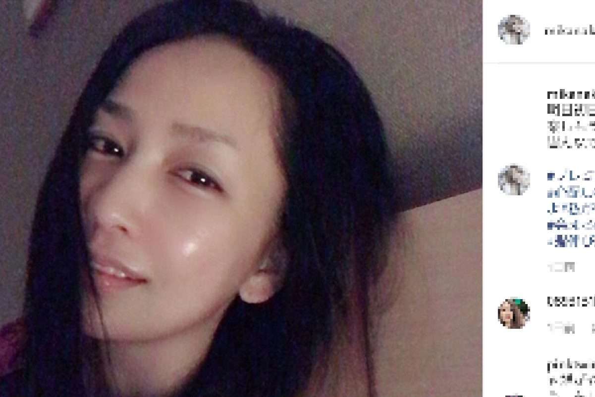 「白美嘉さんも黒美嘉さんも素敵」中島美嘉の麗しい衣装姿＆豪快アシメヘアに絶賛の声