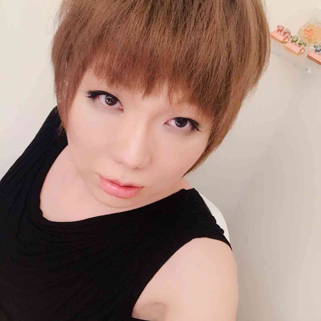 ミッツ・マングローブ、いつもと雰囲気違う！ 意外な人物に「似ている」の声