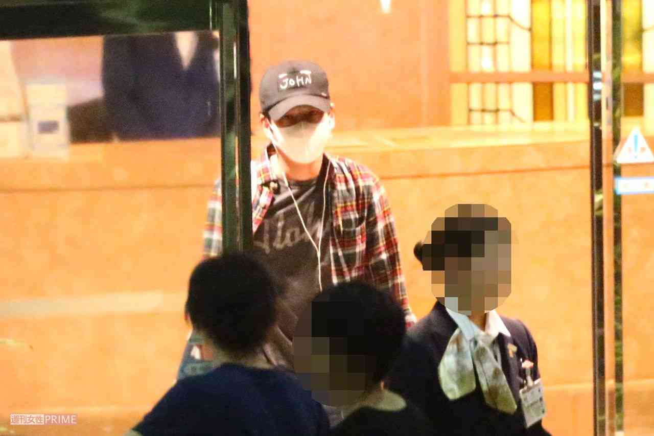 二宮和也が「オープン交際」をスタートさせるに至った“大いなる打算” | 週刊女性PRIME [シュージョプライム] | YOUのココロ刺激する