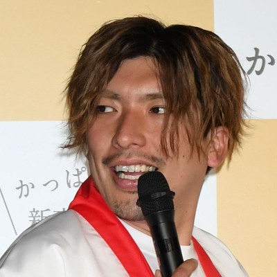 EXITりんたろー。スーツ姿で雰囲気ガラリ「爆イケすぎ」「こんな上司希望」の声