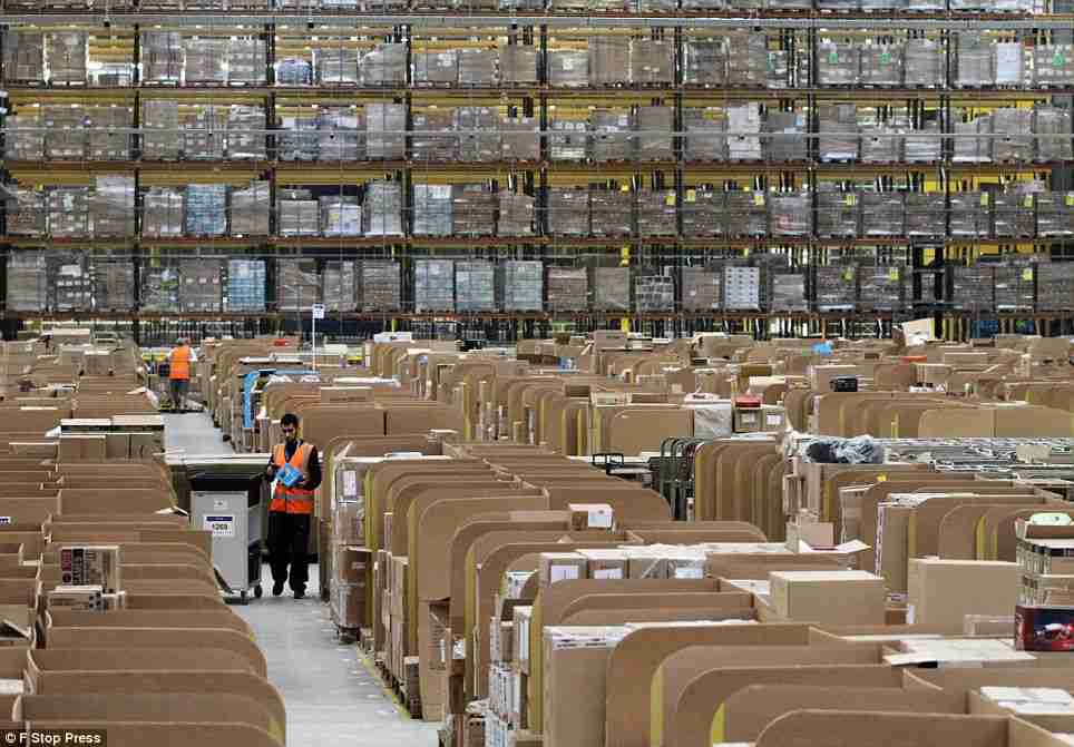米アマゾンが求人3万人、応募は1週間で20万人以上