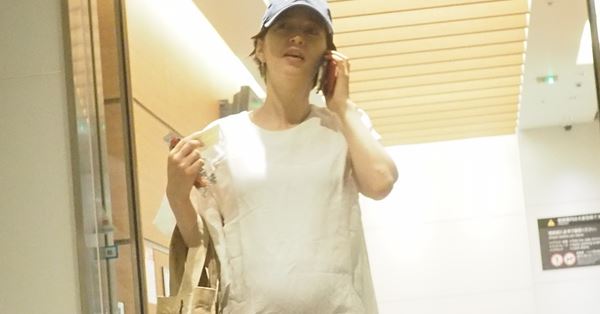 滝クリが官房長官化！進次郎氏に携帯変更指令、会見のレクも | 女性自身