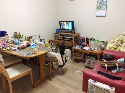 【Before&After】汚部屋からのミニマリストのリビングに変身 | めざせミニマル 40代。 - 楽天ブログ