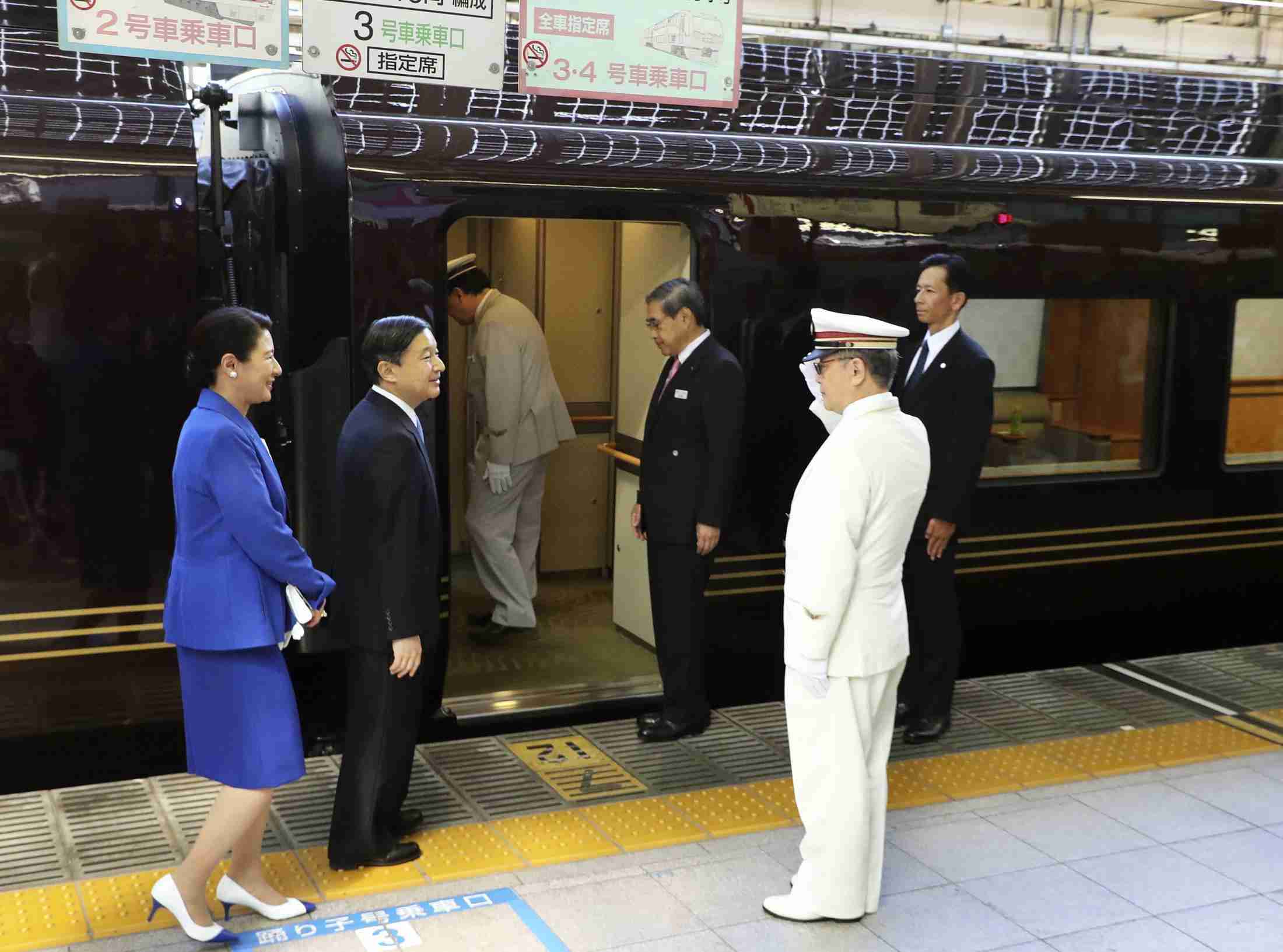 両陛下「お召し列車」で茨城へ　国体開会式出席で（共同通信） - Yahoo!ニュース