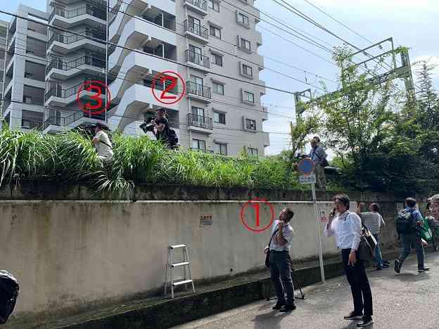 京急線の踏切 トラックと電車が衝突 17人けがの情報 横浜
