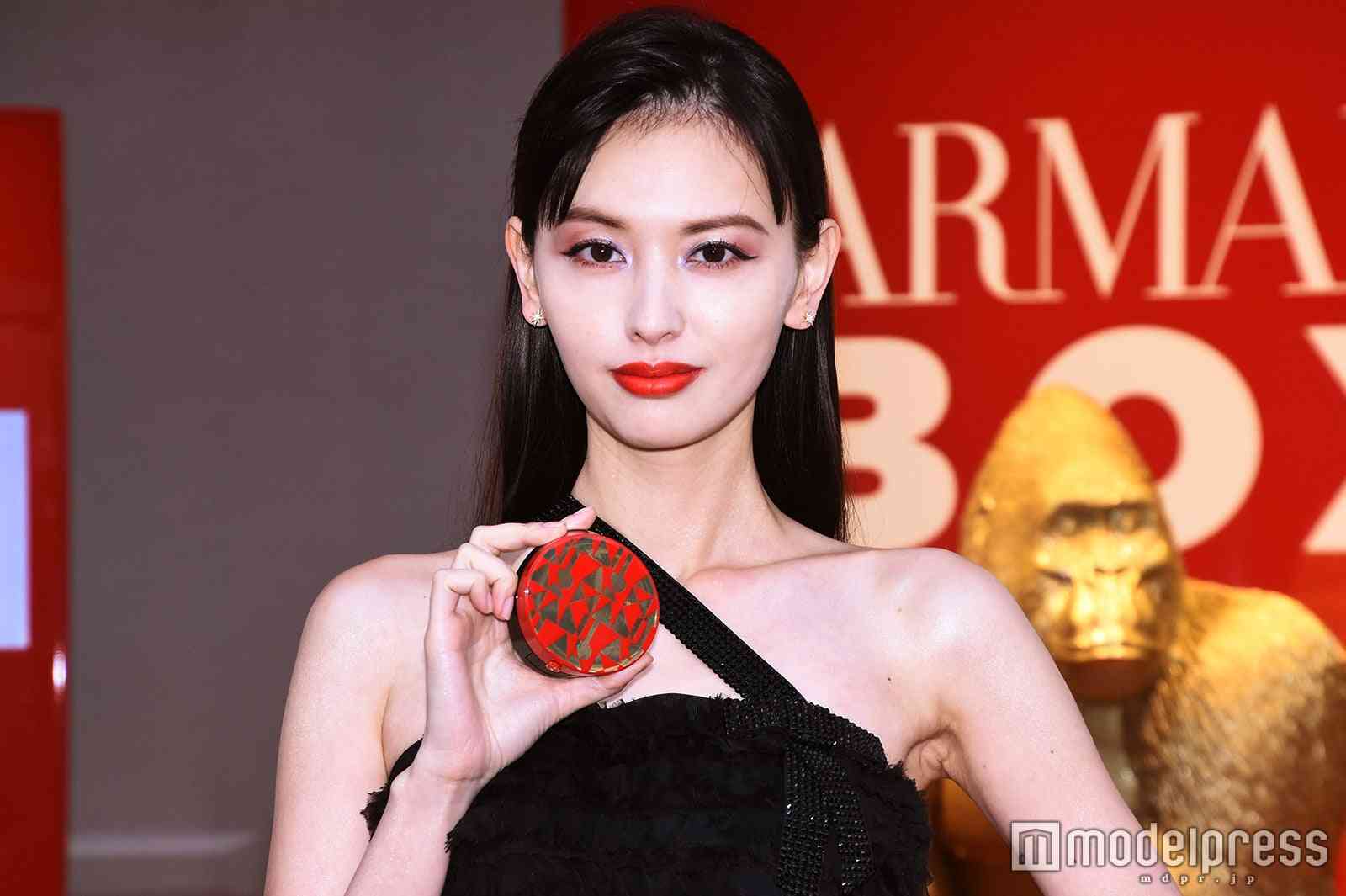 鈴木えみ、34歳の誕生日を報告「スペシャルな日々にできるように」祝福の声殺到