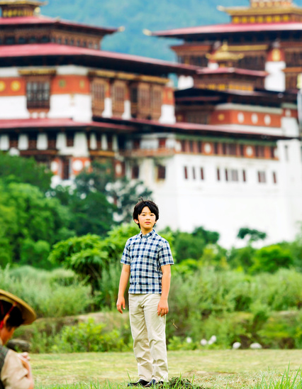 悠仁さま、ブータンに出発＝初の海外、秋篠宮さまと別便