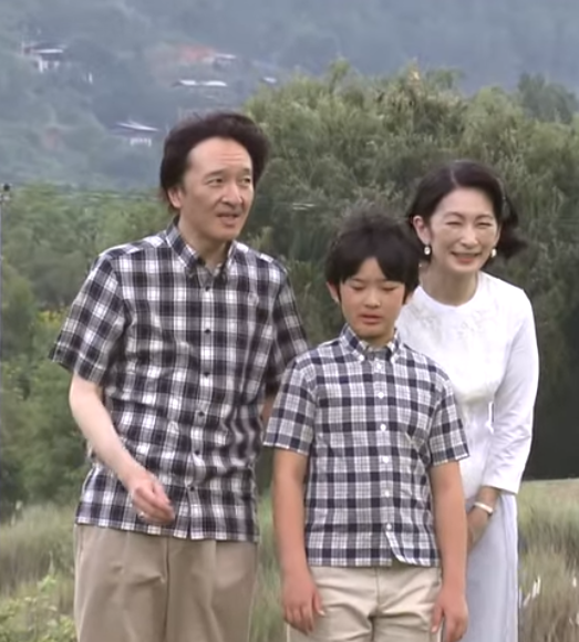 悠仁さま、ブータンに出発＝初の海外、秋篠宮さまと別便