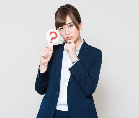 意味不明な社内ルール「2人以上で休憩を取ってはいけない」「女性は夜会巻きにヒール」 | キャリコネニュース