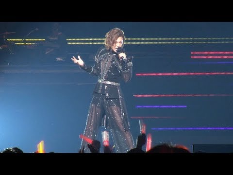 氷川きよし、アニソンイベントで「解き放たれた感じ」 - YouTube