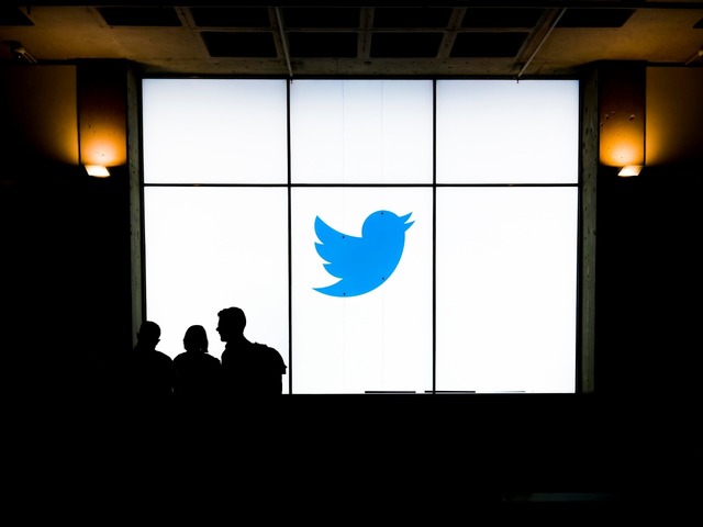 TwitterとFacebook、香港デモを批判する中国関与のアカウントを停止 - CNET Japan