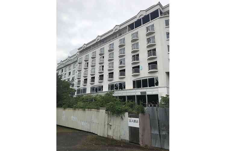 30年前の「消費税3％」で建てられた58億円ホテル、今は廃墟 | マネーポストWEB