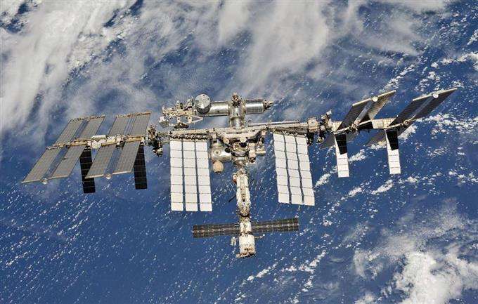 宇宙基地に旅行いかが？　NASA、費用は１人６０億円