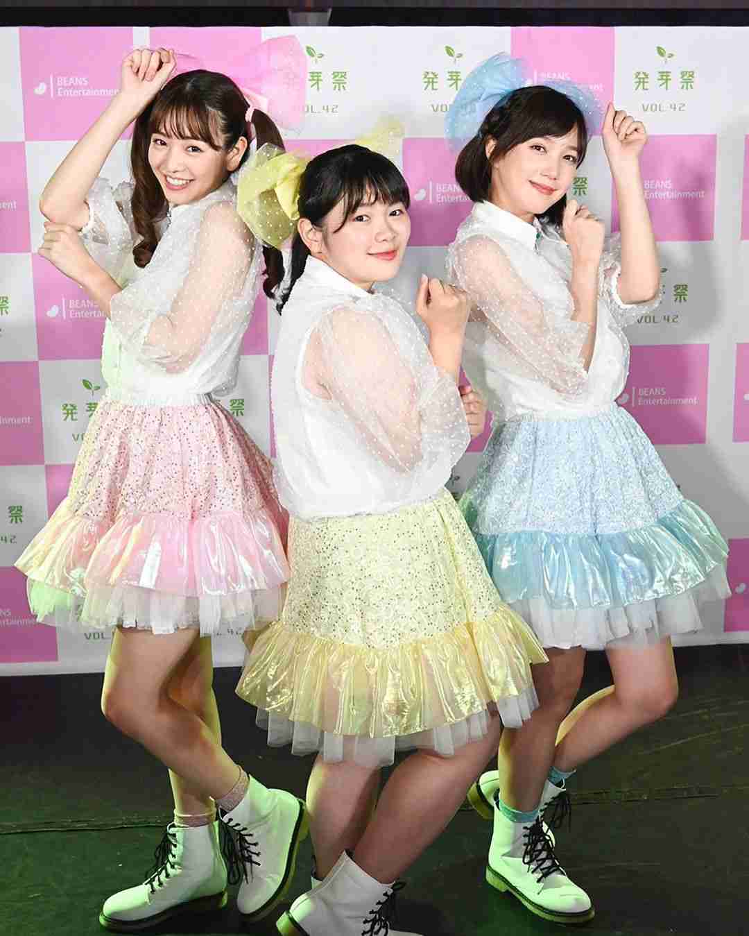 “アイドル”本田翼、ウィンク＆ハートサインがかわいすぎ！