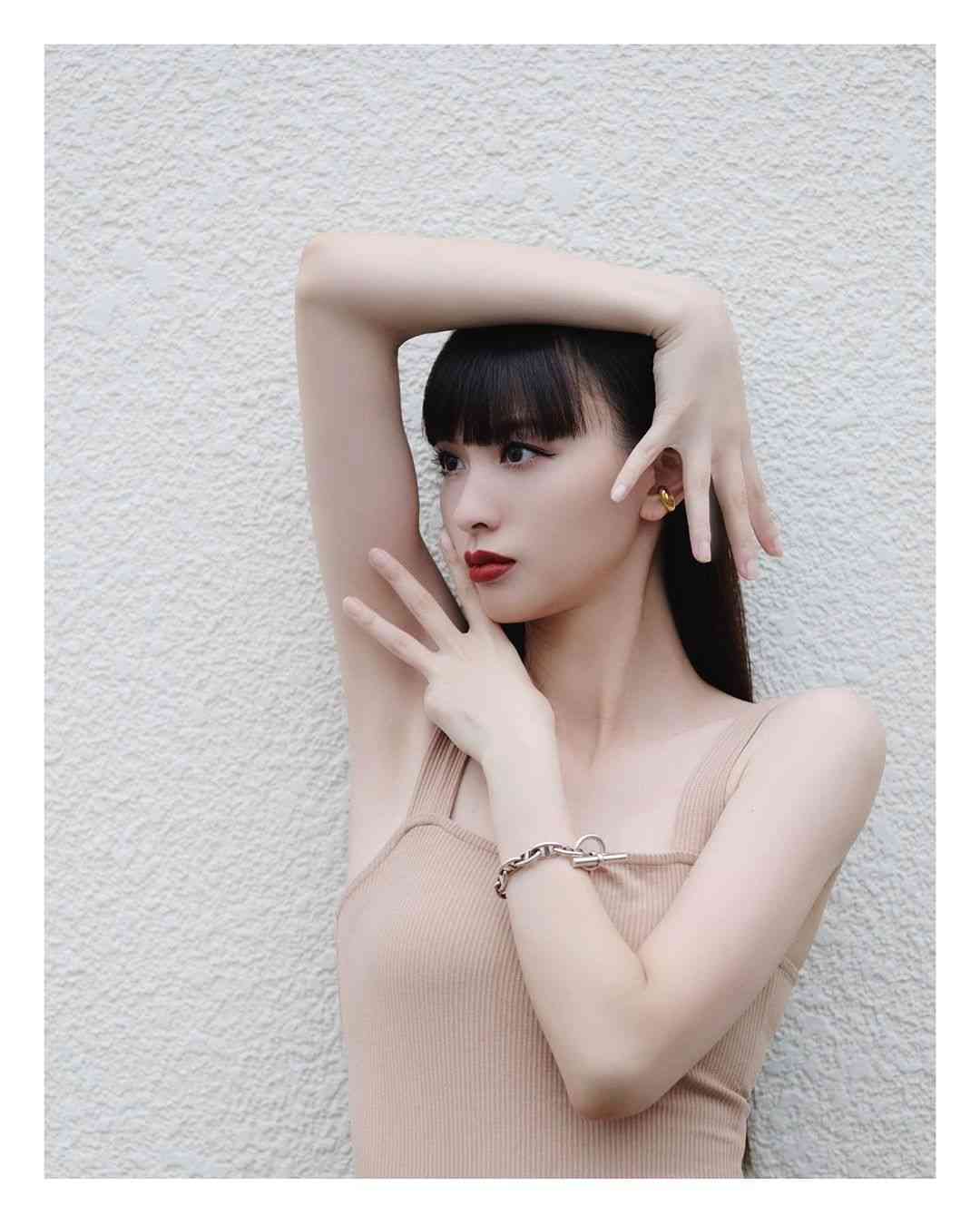 鈴木えみ、34歳の誕生日を報告「スペシャルな日々にできるように」祝福の声殺到
