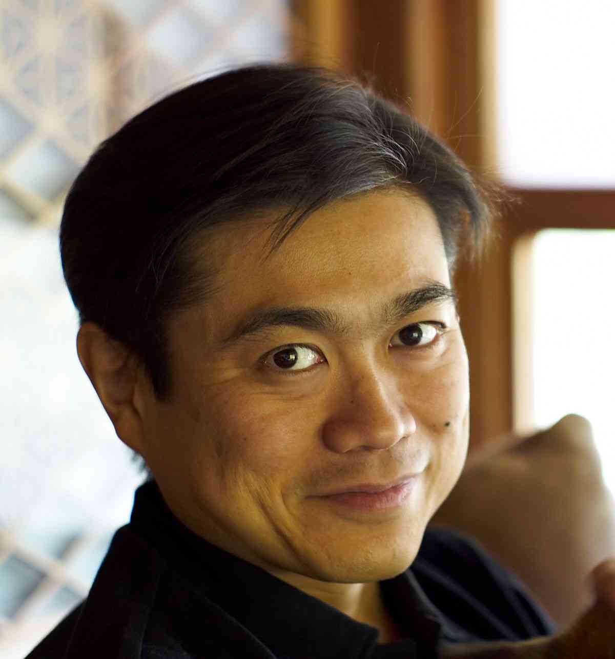 伊藤穰一 - Wikipedia