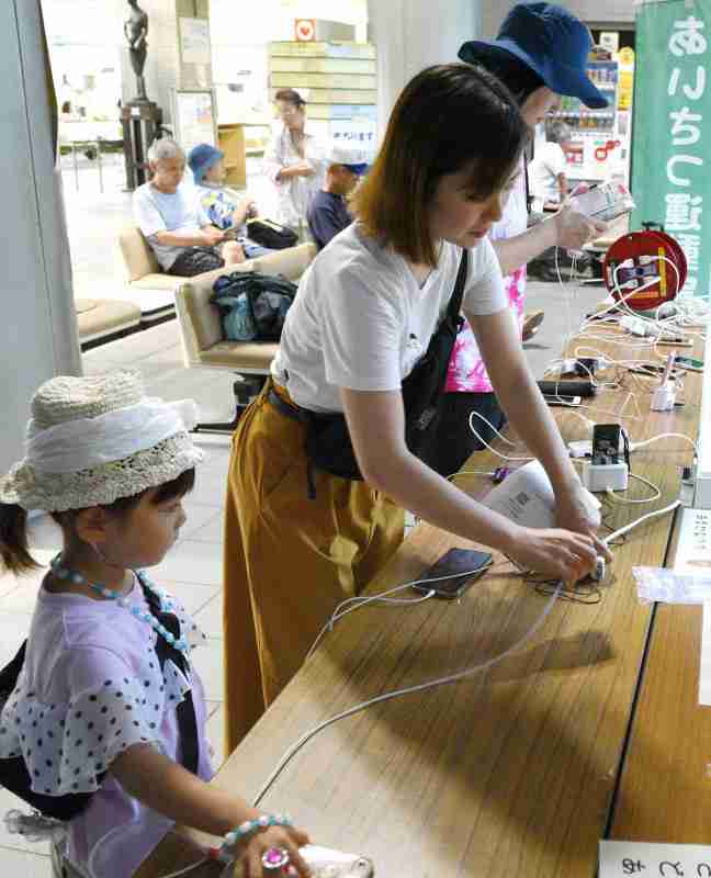 「いつまで…」停電や断水、熱中症も　市民受難　千葉・台風15号被害（毎日新聞） - Yahoo!ニュース
