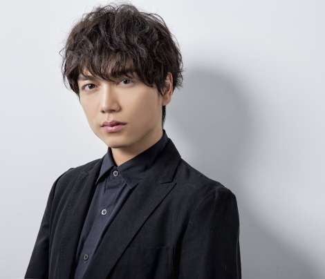 山崎育三郎『めざましテレビ』エンタメプレゼンター挑戦で“早寝早起き”心がける「規則正しい生活を」