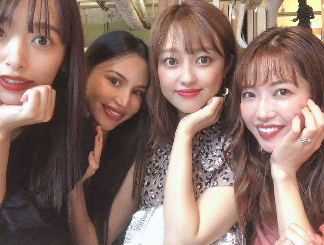近藤千尋、くみっきー・菊地亜美・水沢アリーとの女子会4ショット「美女集団」「眩しい」の声