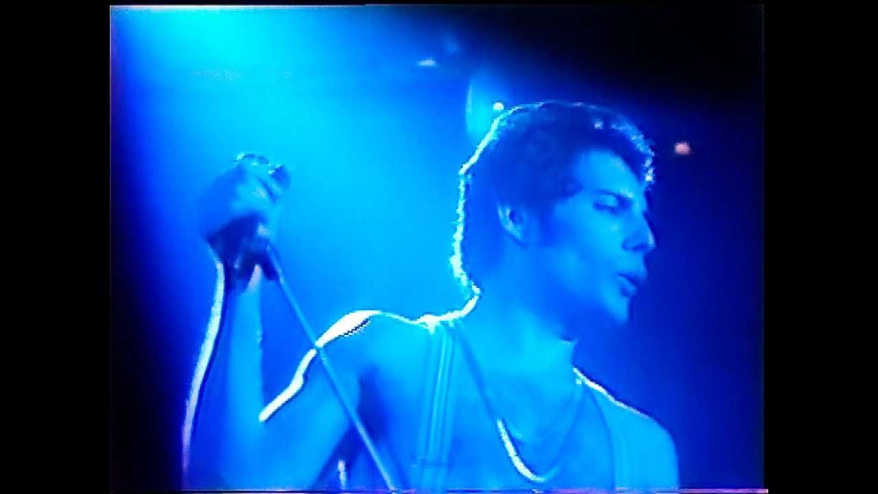 Queen | Teo Torriatte (Live in Tokyo 1979 - Remastered) - YouTube