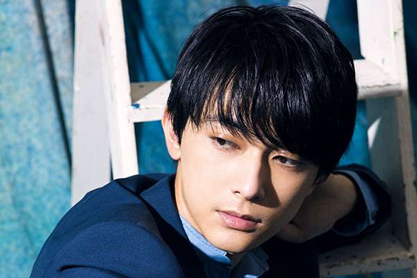 吉沢亮、高校時代と変わったのは「眉毛の太さくらい」と本人
