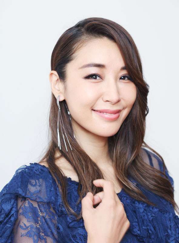 「パスポートなくして、賞取った！」鈴木紗理奈、初主演映画「キセキの葉書」を語る : 映画ニュース - 映画.com