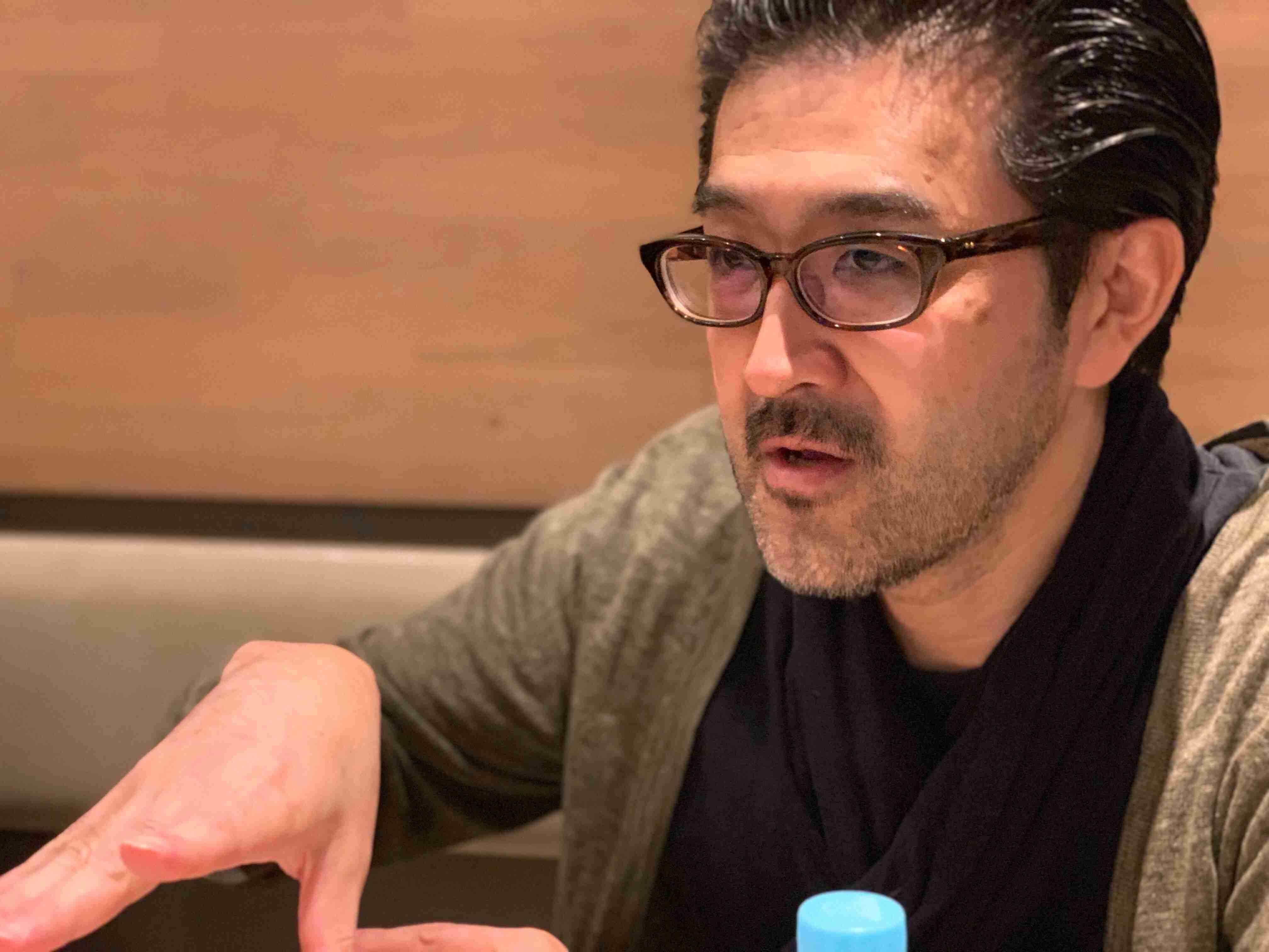 【あいちトリエンナーレ】アーティストが電凸を受けるコールセンターが始まる。「対話の可能性にかけたい」 | ハフポスト