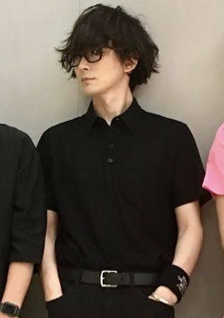 横顔、斜めからの顔がキレイだなと思う画像をお願いします!