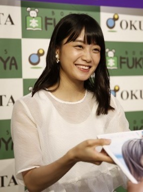 『まだ結婚できない男』出演の元乃木坂・深川麻衣が不評？「暗い」「朝ドラは良かったのに」の声が集まったワケ - リアルライブ