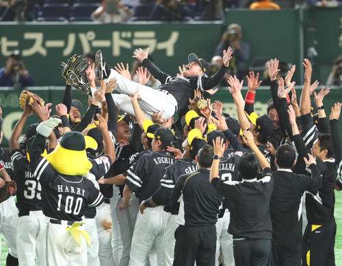 ソフトバンク球団初3年連続日本一！60年ぶり巨人4タテでセ6球団制覇