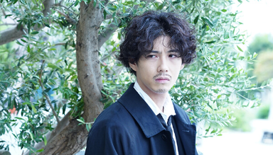 【ニッポンノワール】1話・記憶喪失の刑事が上司の殺人容疑をかけられる！賀来賢人さんの本気が見られると話題のドラマ