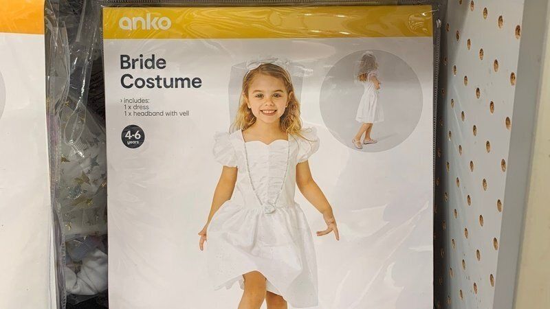 「少女向けウェディングドレス」は児童婚を連想？ オーストラリアのスーパーが販売停止して物議