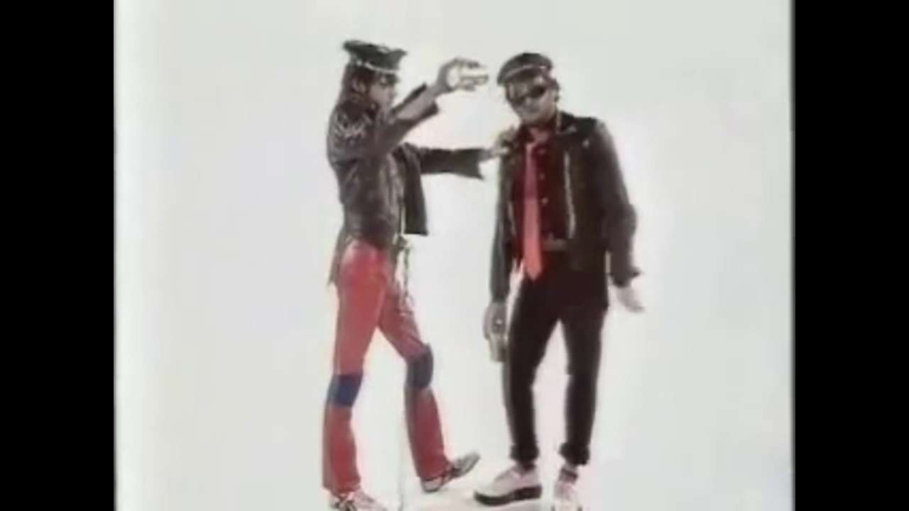 The Amazing Freddie Mercury on the Kenny Everett Show | 480p | 4:3 - YouTube