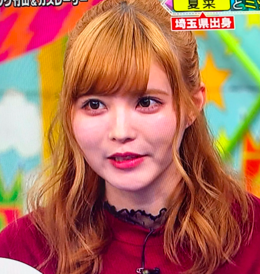 益若つばさが34歳の誕生日! 幼少期の“キメてる写真”を公開