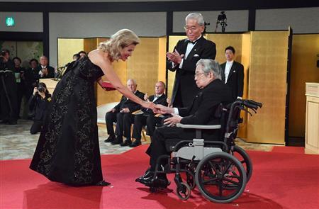 世界文化賞　「芸術は未来を照らす」　授賞式典で６人にメダル（産経新聞） - Yahoo!ニュース