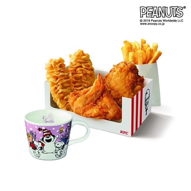 内側にもスヌーピーがチラッ。KFCの限定マグセットが可愛すぎるよ～！