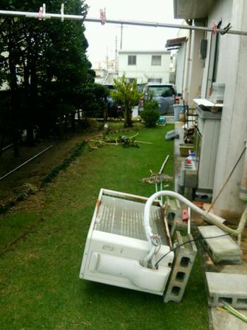 台風19号で”養生テープ”売り切れ相次ぐ メーカー「注文が急増しています」