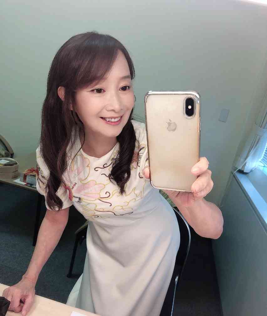 髪型をちょっと変えた | アグネス・チャンオフィシャルブログ「アグネスちゃんこ鍋」Powered by Ameba
