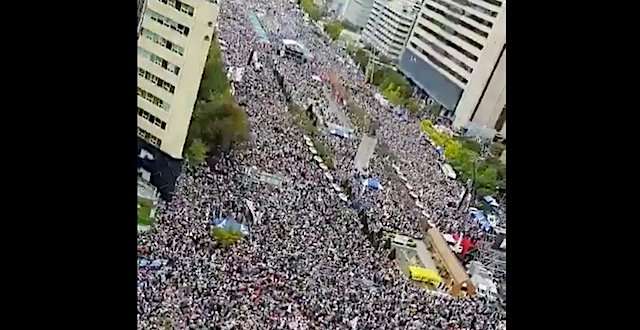 昨日の“反文在寅・曹国”デモ「これはマジで200万人いるかも…」