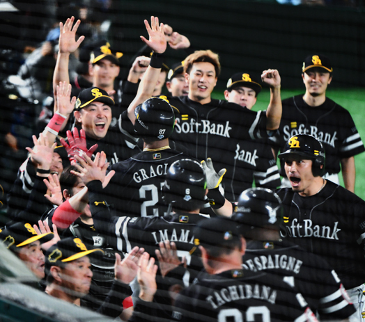 福岡ソフトバンクホークス3年連続日本一！「強すぎる」の声がネット上で続々！反応まとめ | ENDIA
