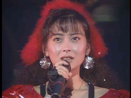 中山美穂が官能漫画家でドラマ主演　歌手活動も再開