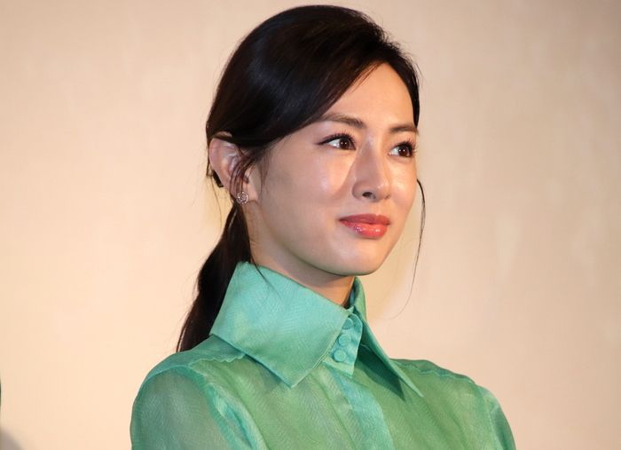 北川景子　“23歳差”松重豊との夫婦役に「年齢の差は関係ないんだな」