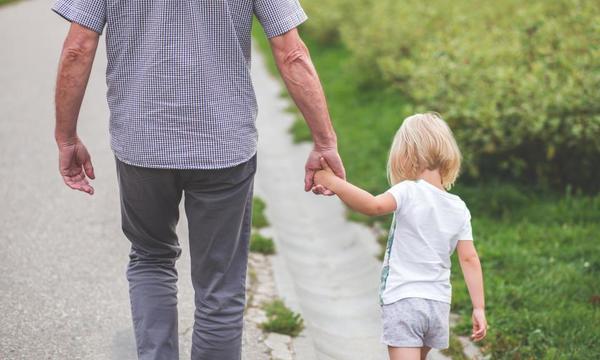 不妊治療専門クリニックに子供を連れてくる人について