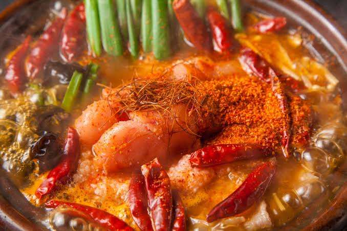 辛いものを食べるとどうなりますか?