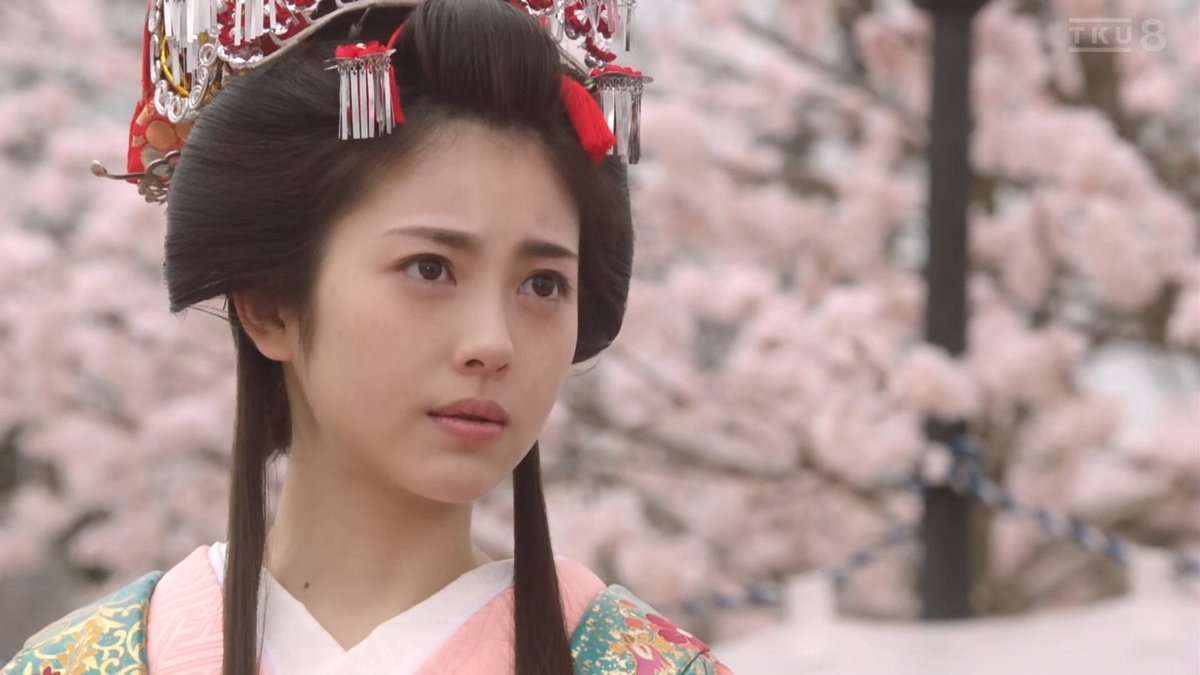 色んな浜辺美波が見たい