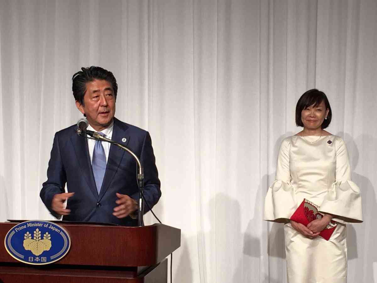 ドン小西氏、驚く 昭恵夫人衣装は「新調じゃない」「ありもので…ちょっとビックリ」